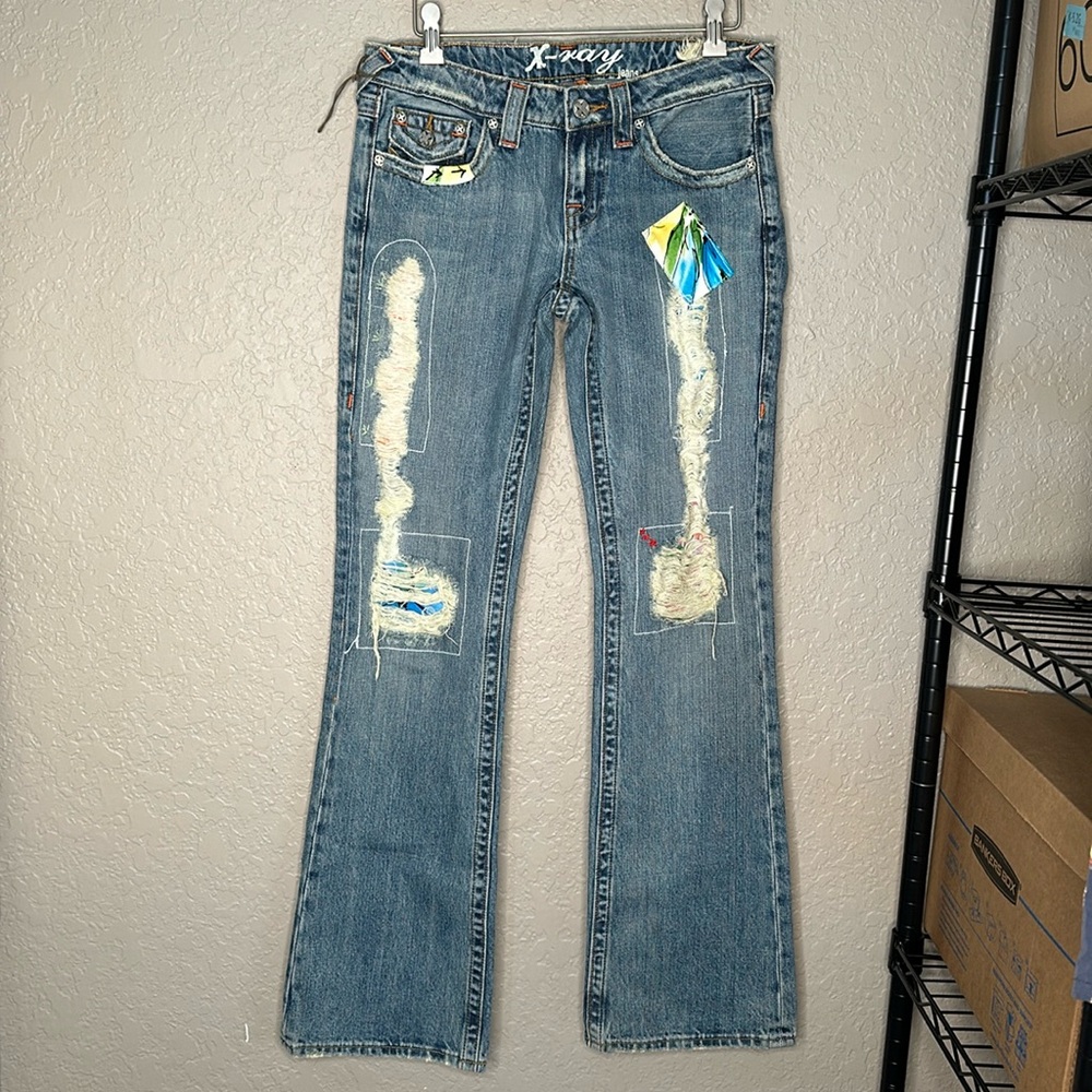 Vintage Y2K X-ray low rise embellished flare jean size 27 x 32.5 inch inseam